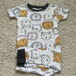 Kids pajamas